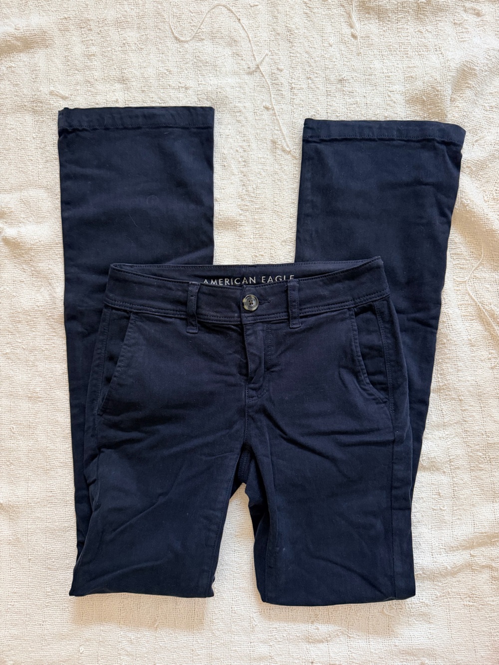 AE Stretch Low-Rise Kick Bootcut Khaki Pants - Navy 0L like new